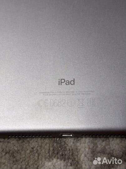 iPad 5 128gb wifi space grey