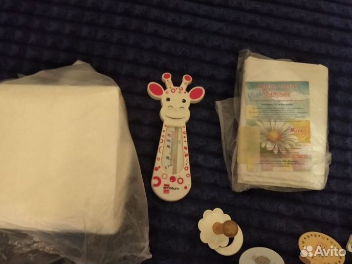 Соски пустышки, клеёнка,прищепки