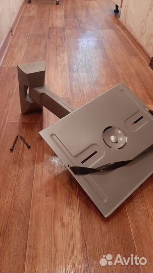 Кронштейн для телевизора на стену