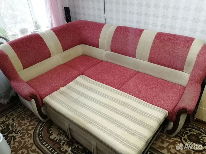 Угловой диван