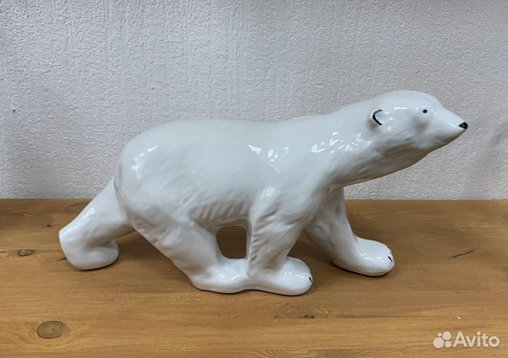 Красивая большая статуэтка Белый медведь, большой