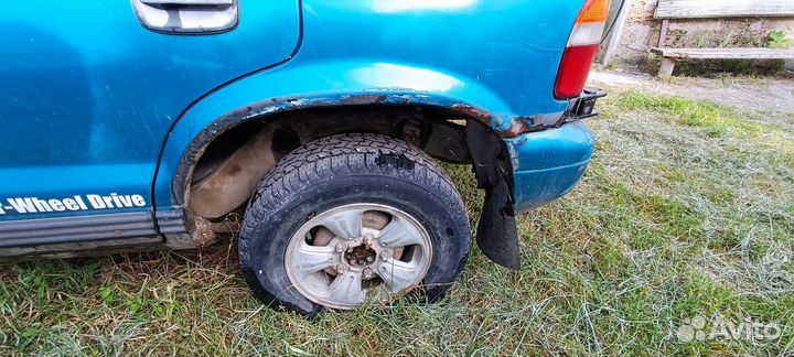 Kia Sportage 2.0 AT, 1996, 245 000 км