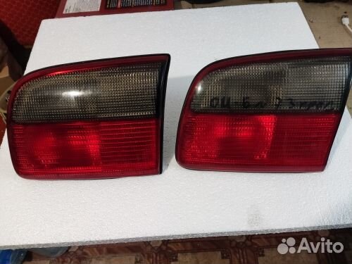 Фонарь правый крышку баг. Опель Омега Б