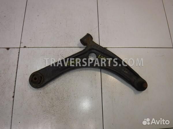 Рычаг передний правый нижний 4013A010