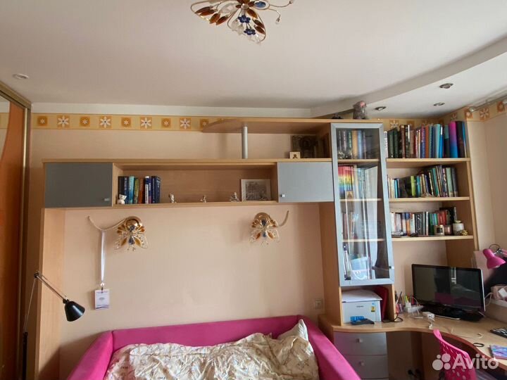 Продажа полки со столом