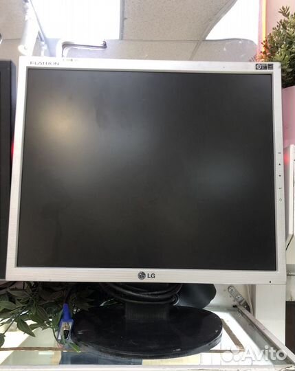 Мониторы ЖК б/у 15-17 дюймов