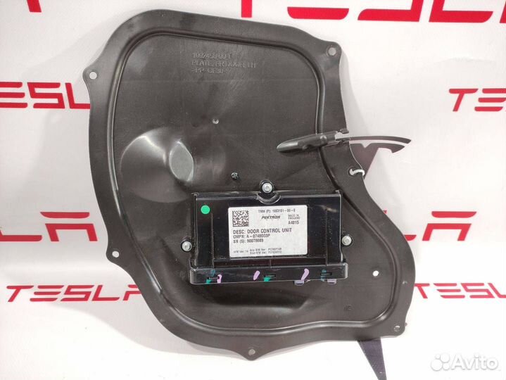 Модуль управления двери Tesla Model S 2015