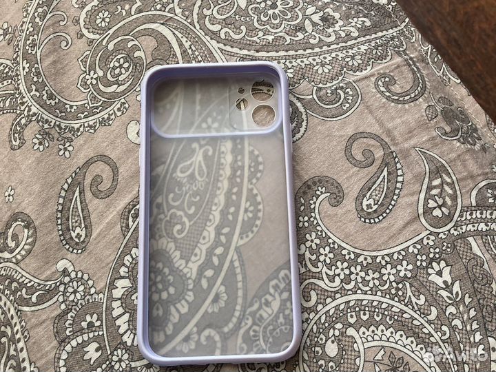 Чехол на iPhone 11