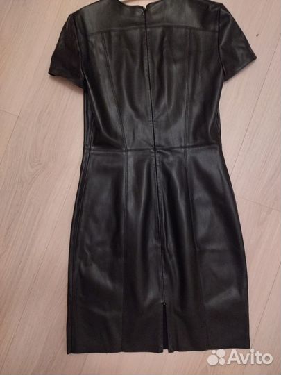 Платье экокожа