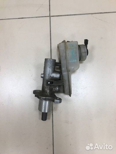 Главный тормозной цилиндр