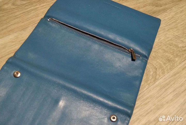 Женский кошелек из натуральной кожи Carlo Pazolini