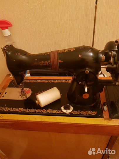 Швейная машина