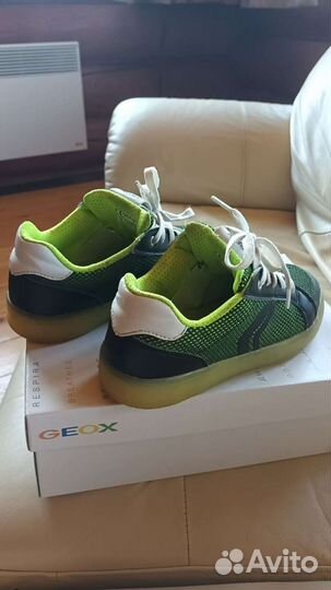 Кроссовки geox