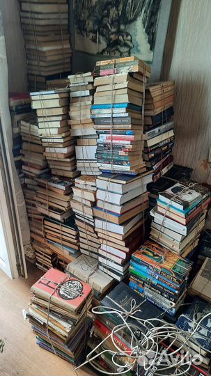 Книги отдам бесплатно самовывоз