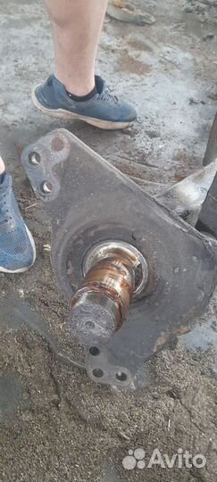 Балка переднего моста (с кулаками) DAF XF105