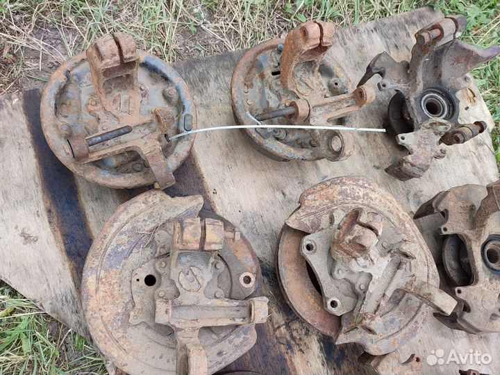 Форд Таурус поворотный кулак