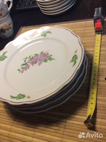 Тарелки мелкие закусочные. Дулево