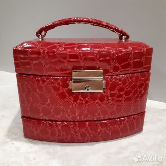 Шкатулка для украшений