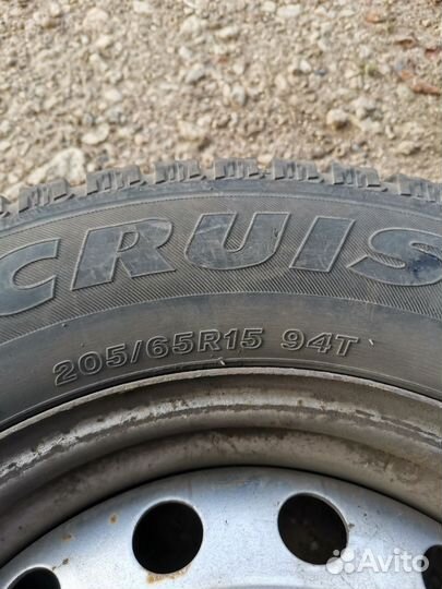 Bridgestone Ice Cruiser 7000 205/65 R15 94T