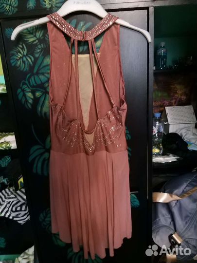 Платье для фигурного катания