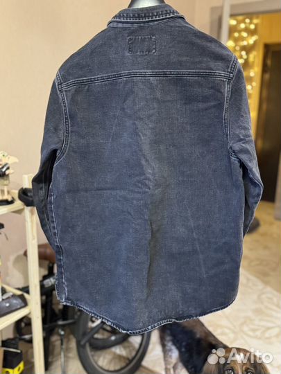 Джинсовая рубашка carhartt