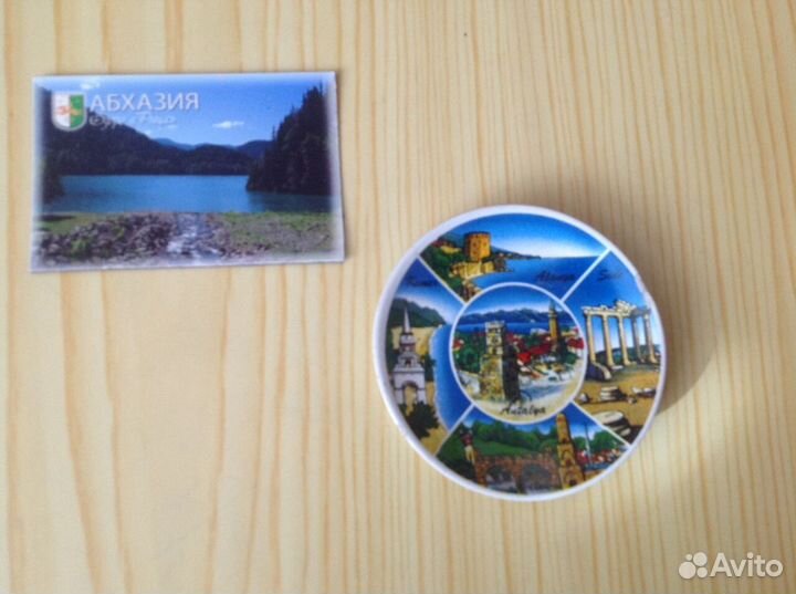 Магниты на холодильник