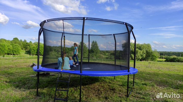 Батуты. Большой выбор батутов