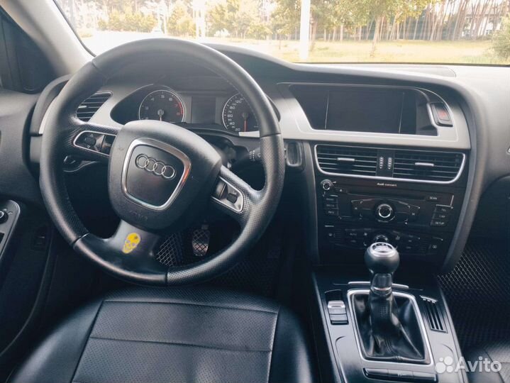 Audi A4 1.8 МТ, 2010, 250 000 км