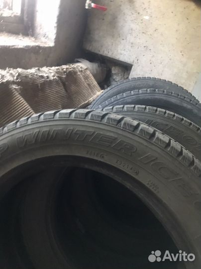 Dunlop SP Winter Ice 01 205/55 R16