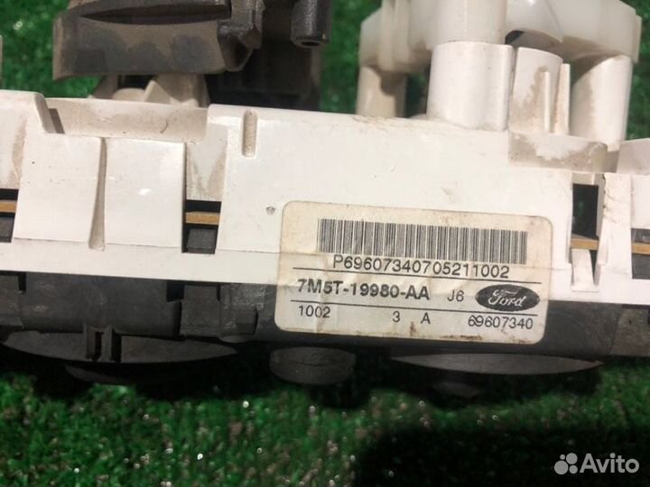 Блок управления отопителем Ford Kuga Focus 2 C-Max