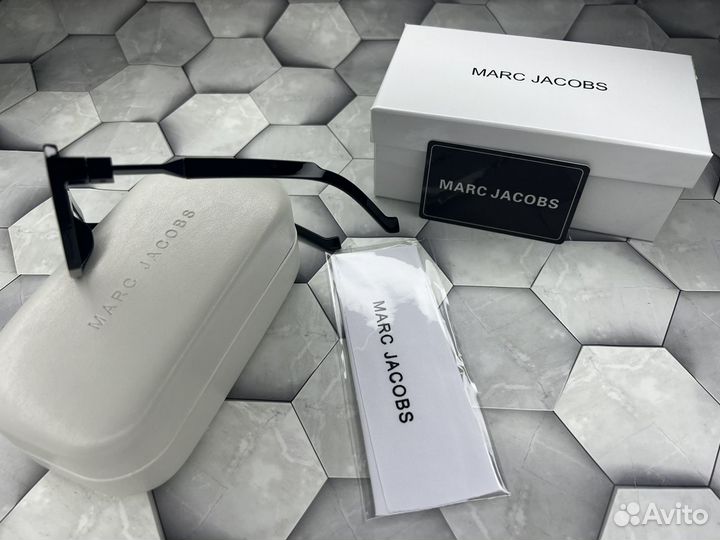 Очки Marc jacobs солнцезащитные