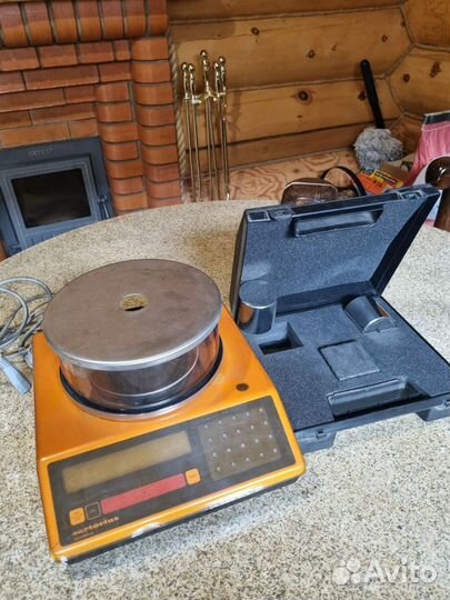 Весы Sartorius E2000D