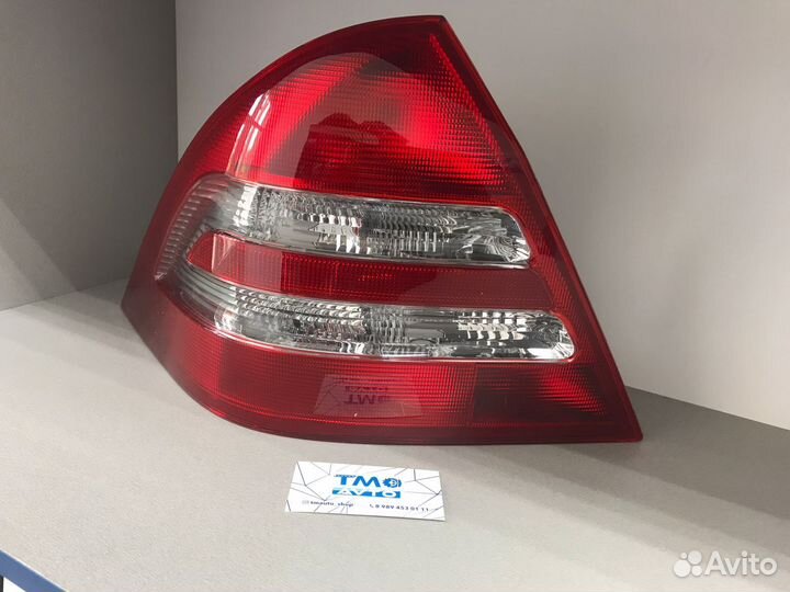 Задний левый стоп мерседес W203 новый