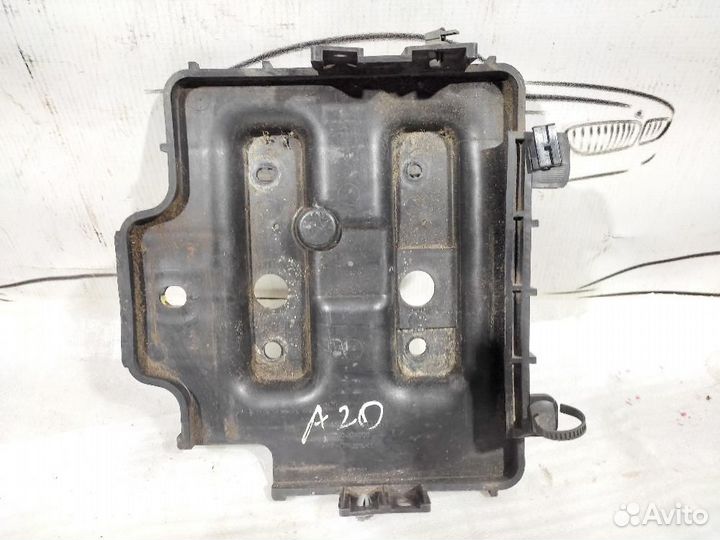 Площадка под аккумулятор Hyundai Getz