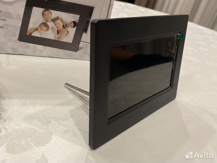 Цифровая фоторамка digma