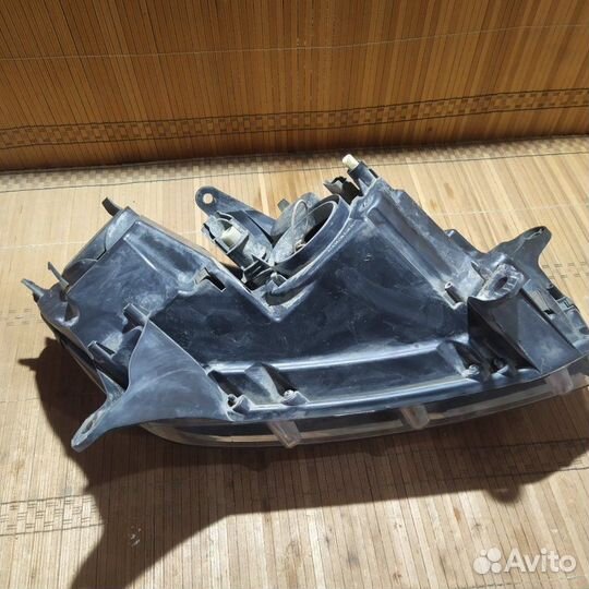 Фара галогеновая передняя левая Renault Logan 2