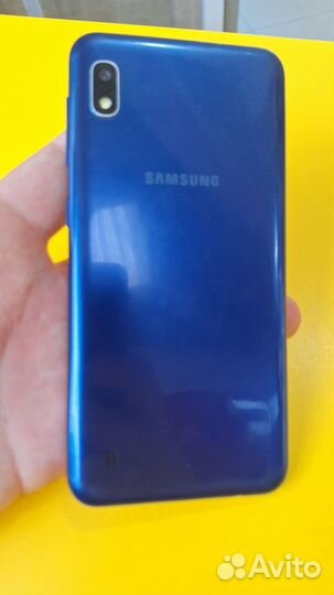 Samsung Galaxy A10, 2/32 ГБ