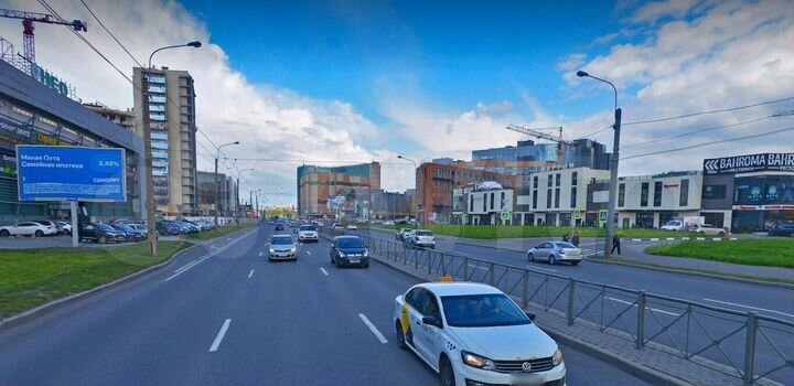 Торговое на 1 этаже ТК