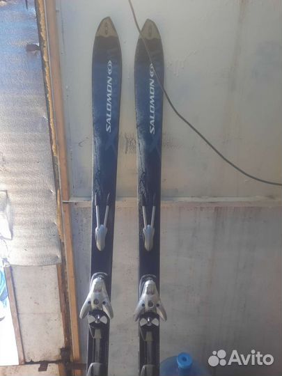 Горные лыжи salomon