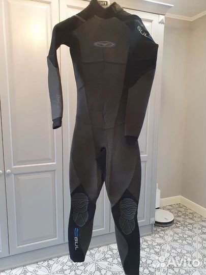 Гидрокостюмы