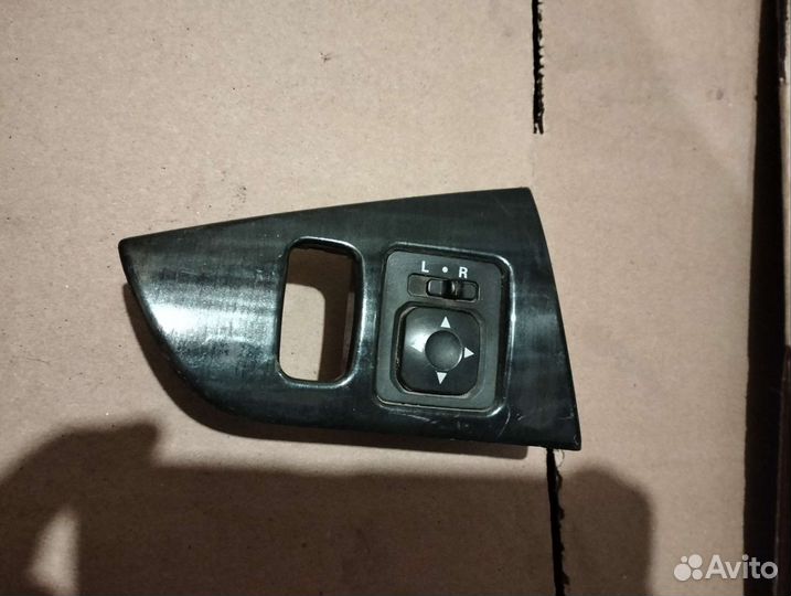 Блок управления зеркалами Mitsubishi lancer 9
