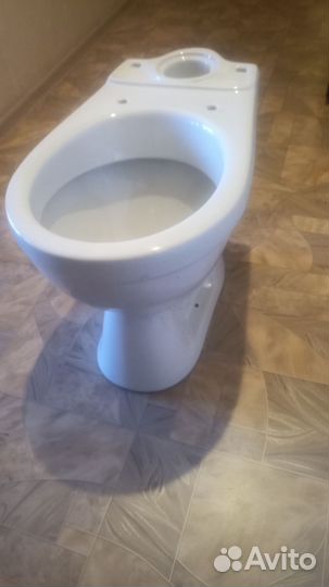 Унитаз новый