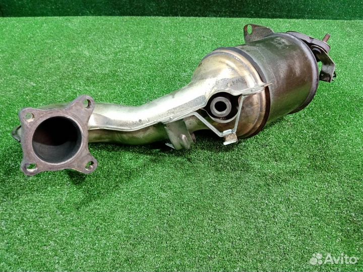 Катализатор Volkswagen Passat B7 caxa (1.4T) 2011