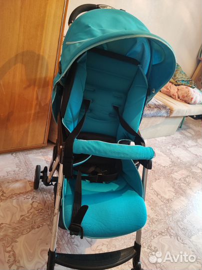 Продам прогулочную коляску