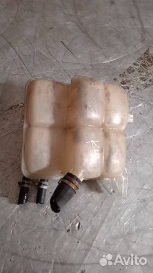 Бачок расширительный Ford C-Max 2005 3M5N8K218