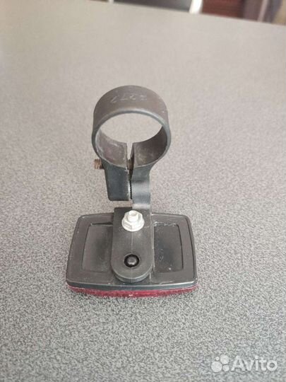 Задний светоотражатель красный для велосипеда