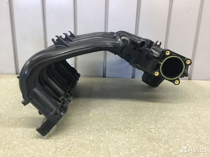 Коллектор впускной Renault Kaptur 2016