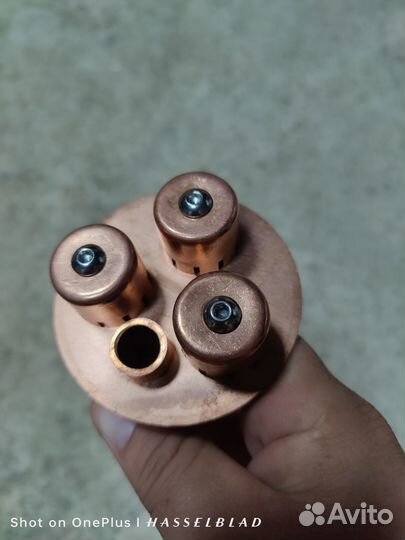 Медная тарелка с колпачками 3