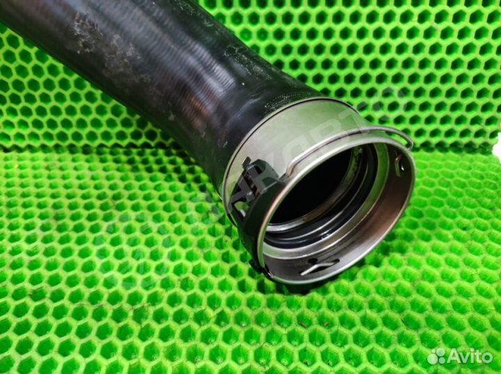 Патрубок интеркулера Mercedes-Benz C W204 M271