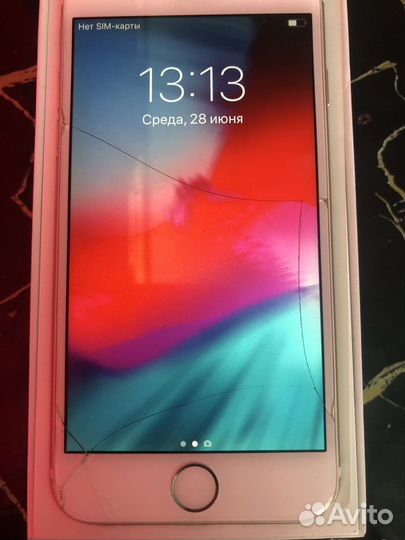 Телефон iPhone 6